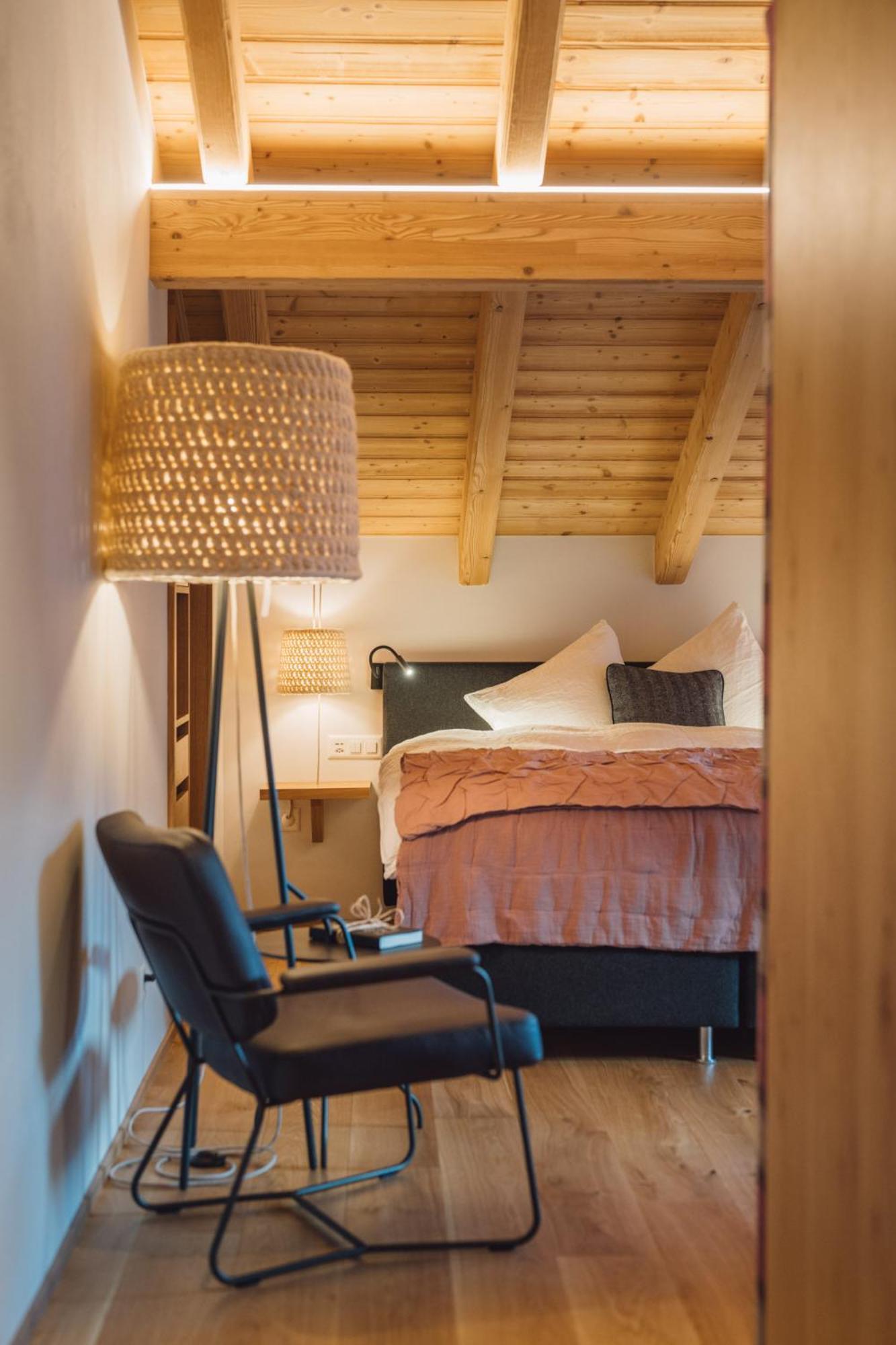 Hotel Walliserkanne Grachen Luaran gambar