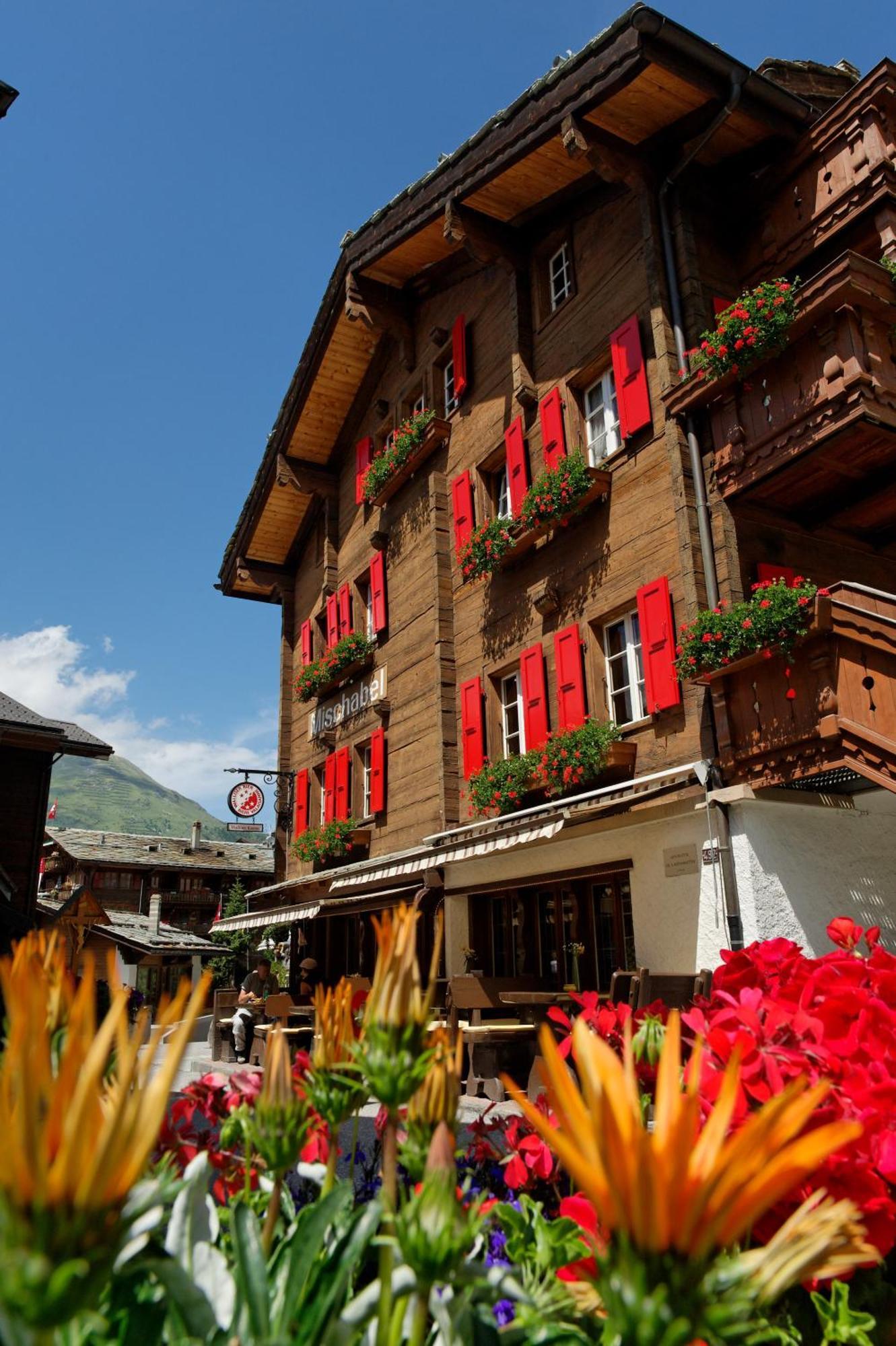Hotel Walliserkanne Grachen Luaran gambar