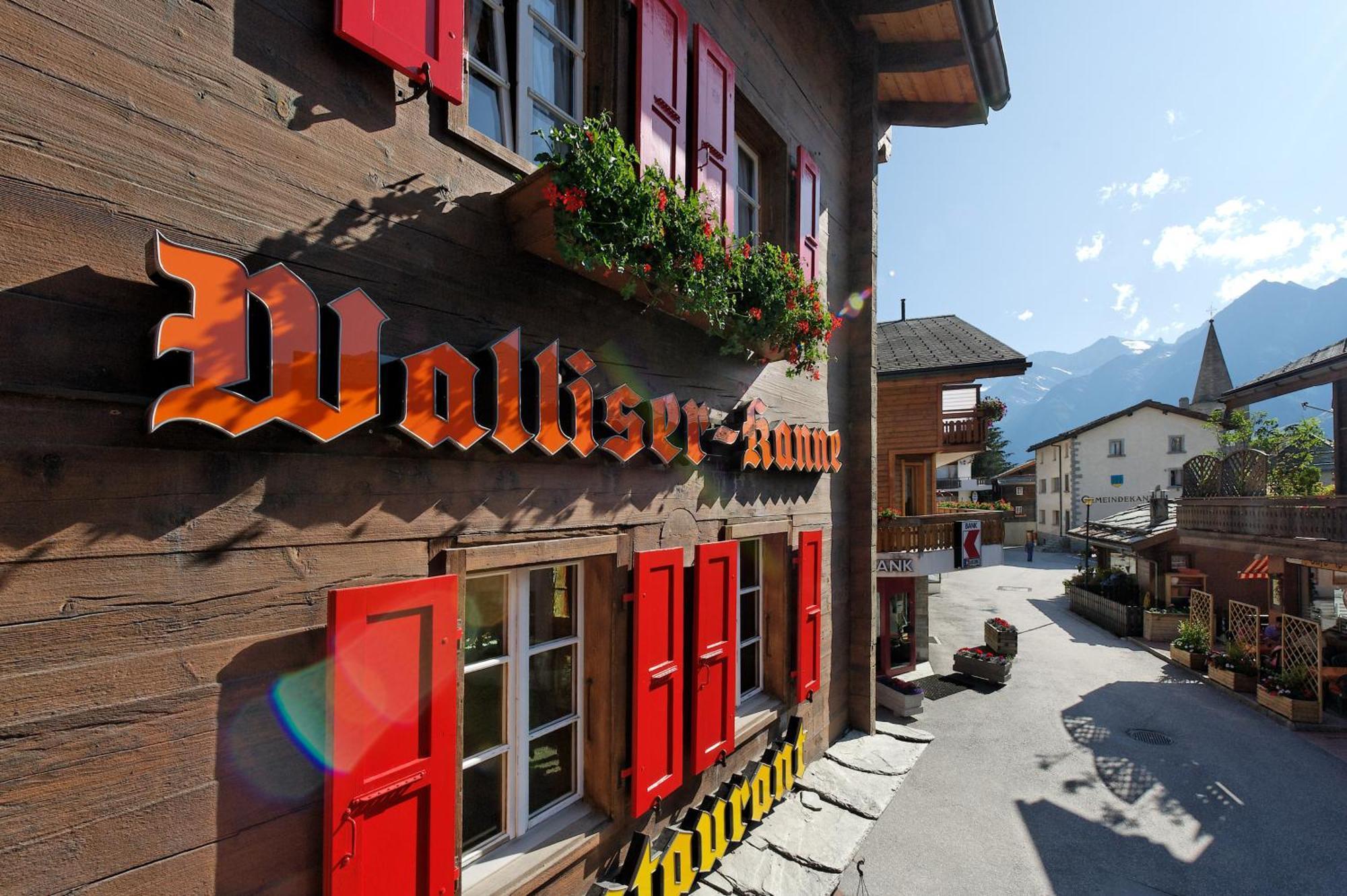 Hotel Walliserkanne Grachen Luaran gambar