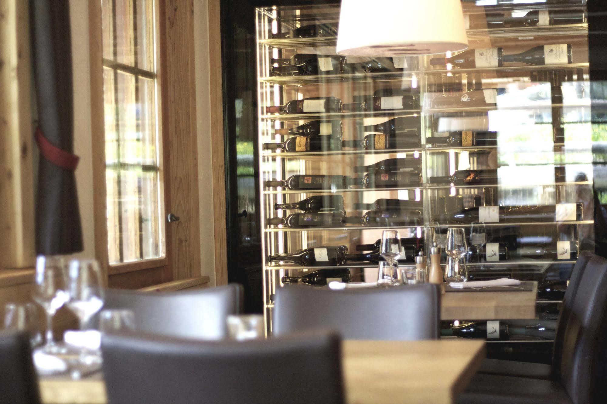 Hotel Walliserkanne Grachen Luaran gambar