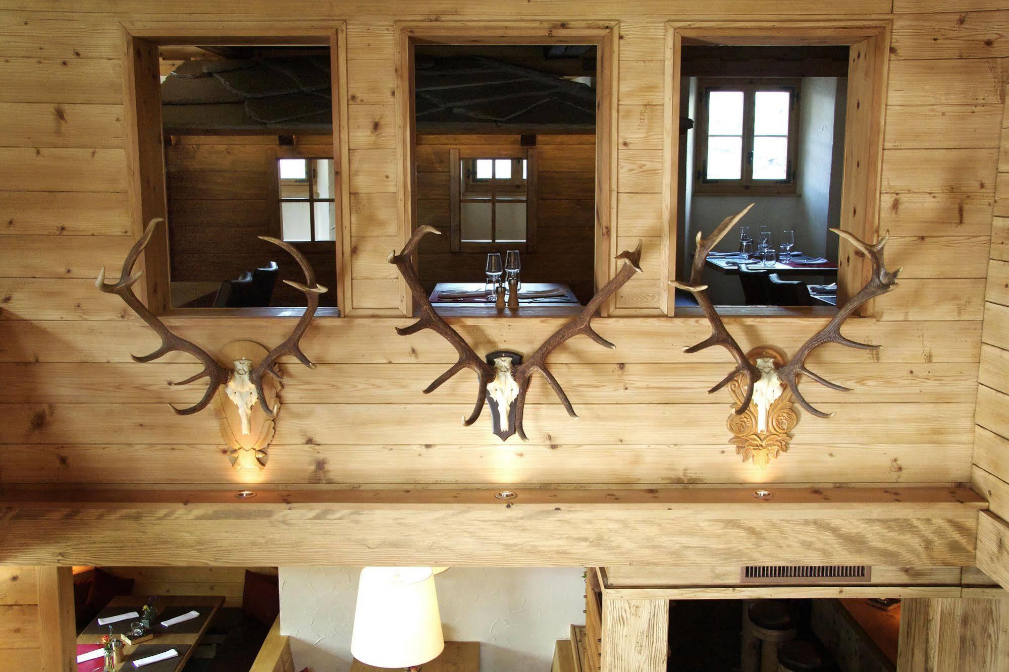 Hotel Walliserkanne Grachen Luaran gambar