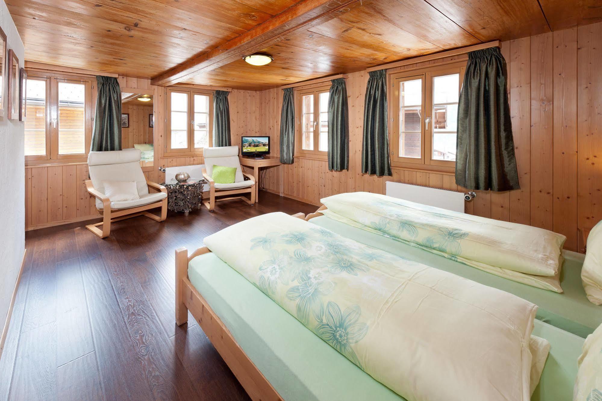 Hotel Walliserkanne Grachen Luaran gambar